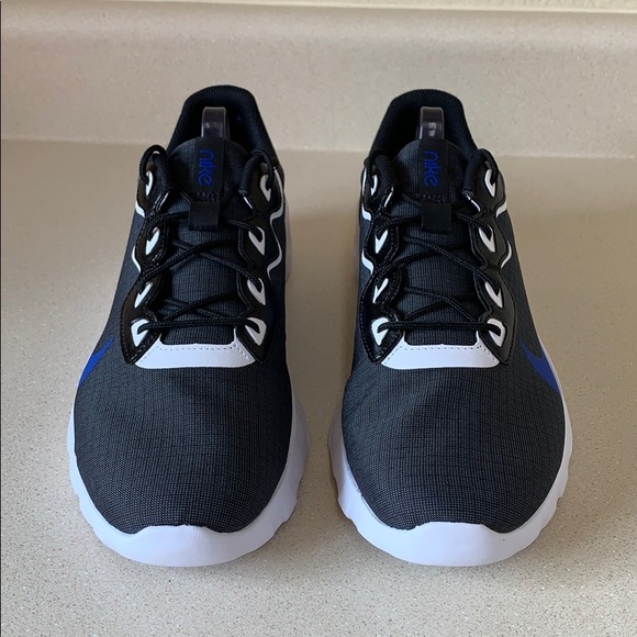 New Nike Explore Strada - Picture 2 of 8